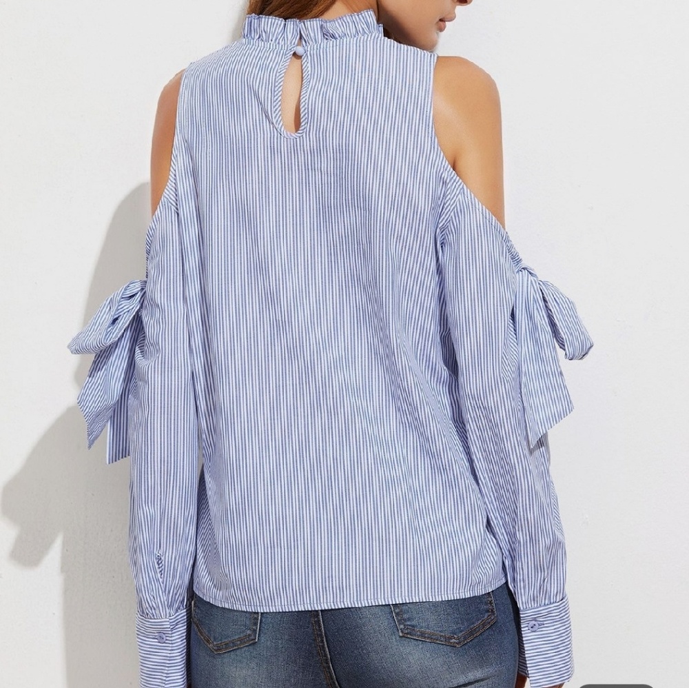 🆕️Cold shoulder - Picture 2 of 5